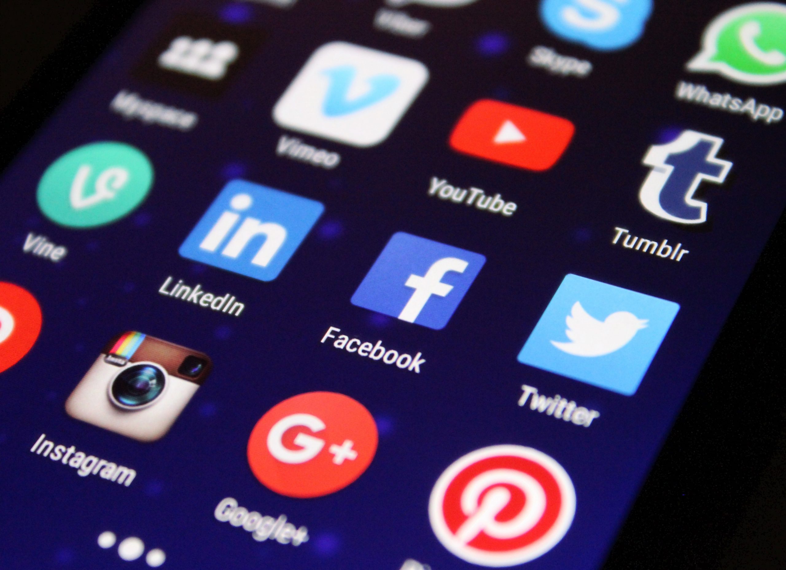 Google brings gambling apps to Play Store